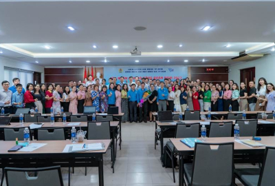 Công đoàn Đại học Quốc gia Thành phố Hồ Chí Minh (ĐHQG-HCM) tập huấn cho hơn 100 cán bộ Công đoàn đợt 3 năm 2023<p>     Ngày 14/12/2023, Công đoàn ĐHQG-HCM tổ chức tập huấn cho  hơn 100 cán bộ     Công đoàn từ 24 công đoàn cơ sở trực thuộc Công đoàn ĐHQG-