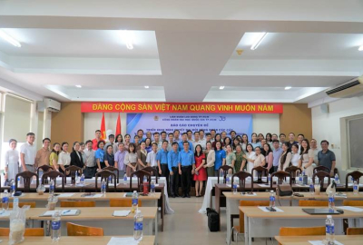 Công đoàn ĐHQG-HCM tổ chức về nguồn và sinh hoạt chuyên đề “Triển khai Nghị quyết đại hội Công đoàn các cấp và Giải pháp nâng cao hiệu quả công tác tài chính công đoàn”