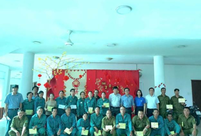 TẾT ẤT TỴ 2025: CÔNG ĐOÀN ĐẠI HỌC QUỐC GIA TP. HỒ CHÍ MINH TỔ CHỨC NHIỀU HOẠT ĐỘNG CHĂM LO CHO NGƯỜI LAO ĐỘNG