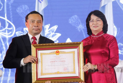 Xứng đáng là ngọn cờ đầu của hệ thống giáo dục đại học Việt Nam