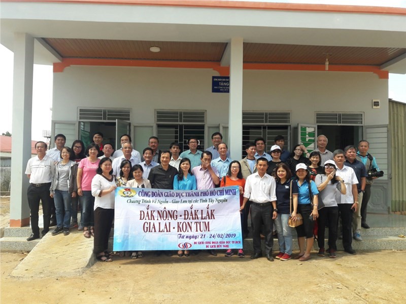 Công đoàn ngành Giáo dục TP,HCM bàn giao nhà công vụ cho Công đoàn Giáo dục tỉnh Đắk Nông