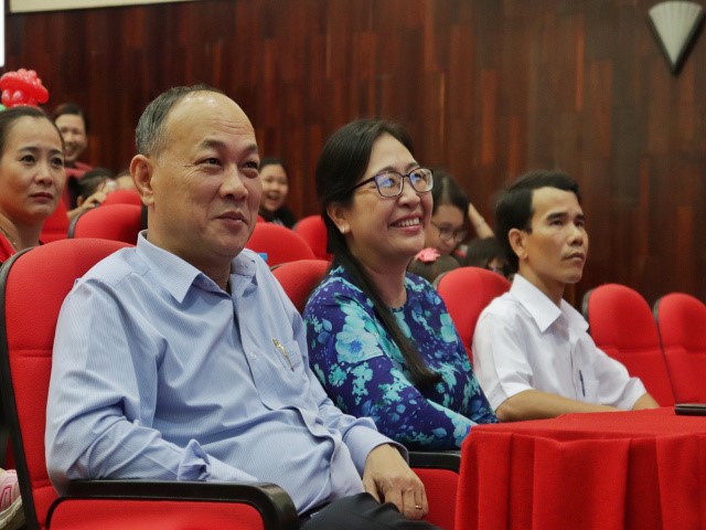 TS. Phan Thanh Định; TS. Lê Thị Ngọc Điệp và ThS. Hồ Quang Trinh (từ trái sang phải)