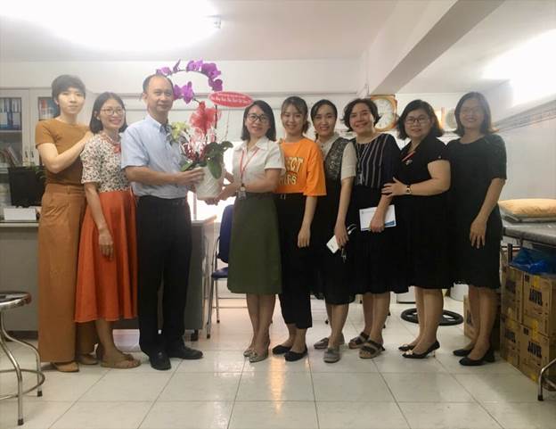 Trường ĐH KHTN chúc mừng đội ngũ y bác sĩ nhân ngày Thầy thuốc Việt Nam