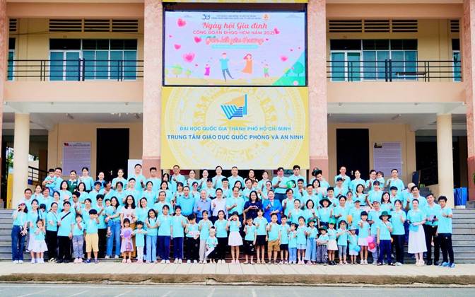 Chụp hình lưu niệm