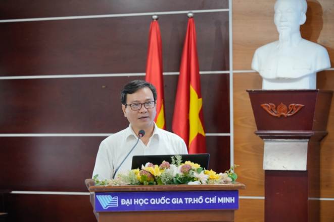 Đồng chí Trần Anh Cường - Chủ tịch Công đoàn ĐHQG-HCM phát biểu khai mạc chương trình.
